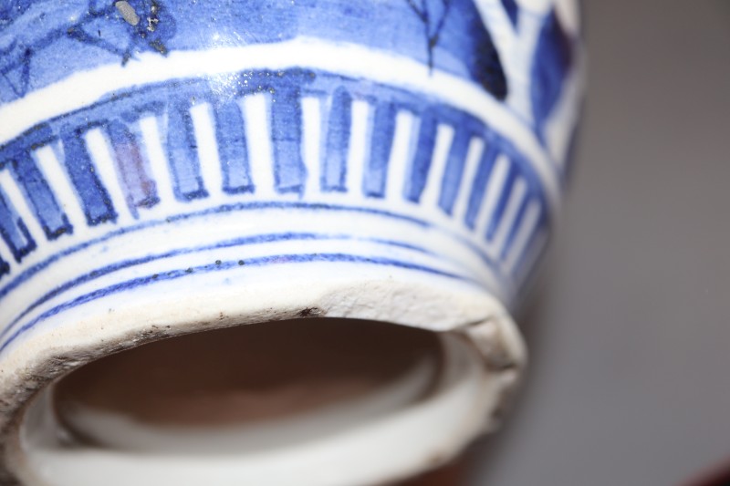 A Chinese blue and white double gourd vase and another vase, tallest 25cm